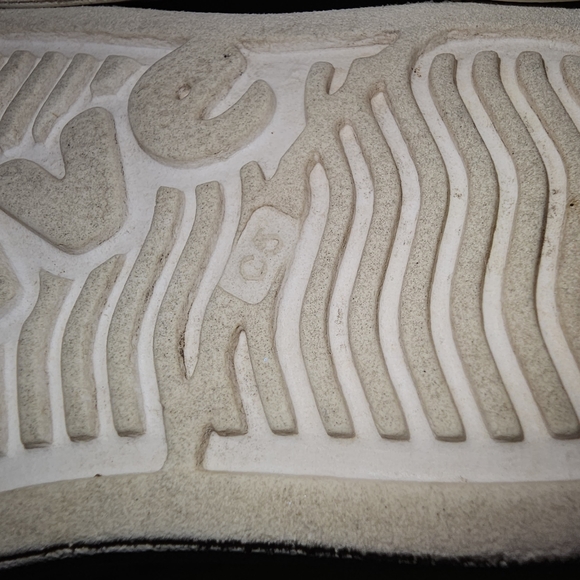 Native Shoes - Picture 4 of 6